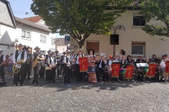 ... und anschließend gemeinsam mit dem Musikzug Wallau ein gelungener Abschluss der Kerb 2023!