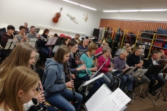 ... denn der Musikraum der Helene-Lange-Schule platzt aus allen Nähten!