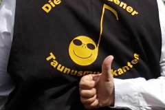 Ich bin mir sicher: Nein, den Taunusmusikanten sind einfach nur "TOPP"!