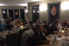 Die Musikerinnen und Musiker lauschten vergnügt
