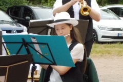 Unsere Neu-Flöte Feli bei ihrem ersten Einsatz als Taunusmusikantin!