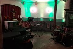 Und schwupps: Ein Wand leuchtet!