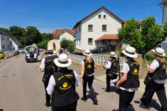 Der Sonne entgegen - 35° im Schatten und in der Sonne natürlich noch heißer!