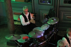 Frank reibt sich derweil die Hände! Vor Vorfreude!