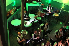 An den Pauken Thorsten uns an der Percussion Adnan - Echte freunde unseres Vereins!