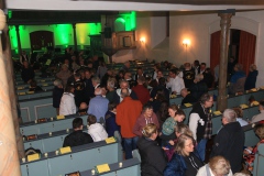 Am Ende standen viele noch ganz lange zusammen und sprachen über diesen Abend!